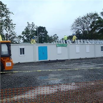 Staveniště Camp Container House
